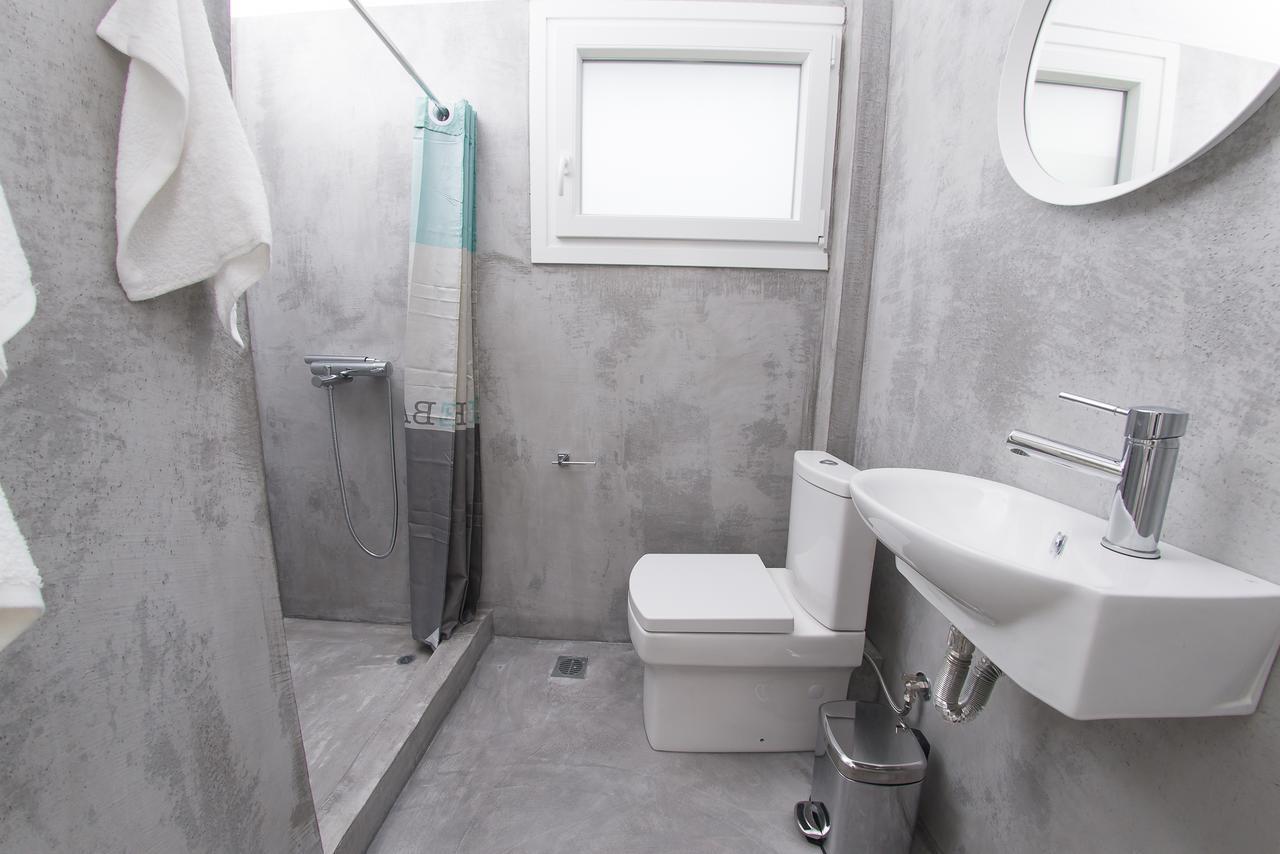 Palio Grey Apartments Palaiontsiflikion Bagian luar foto