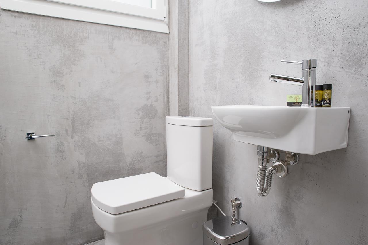 Palio Grey Apartments Palaiontsiflikion Bagian luar foto