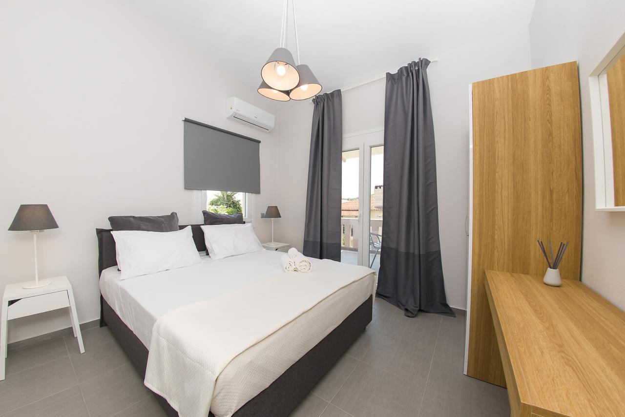 Palio Grey Apartments Palaiontsiflikion Bagian luar foto